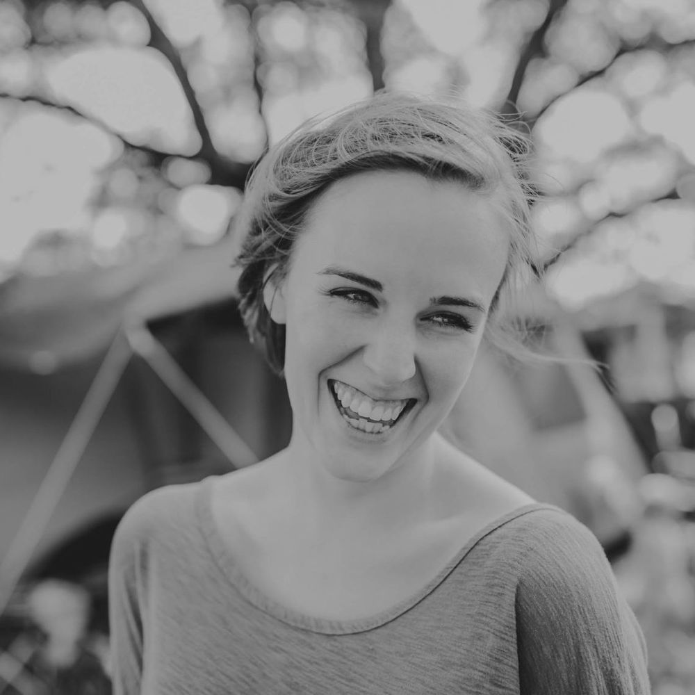 Meet your Posher, Julia